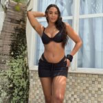 veluie Biquini Saia com Top Meia Taça e Calcinha Asa Delta Ibiza-marquinha-praia-ferias-verao-festa-passeio-viagens_Preto